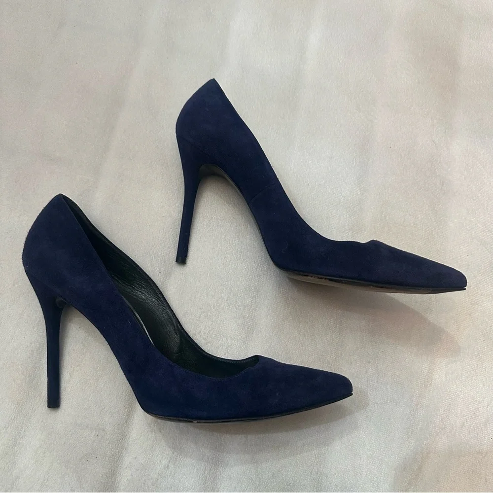Stuart Weitzman Blue Suede Pointed Toe Stilettos Size 9.5M - Picture 2 of 10